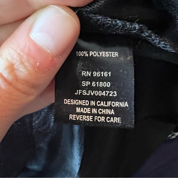 3 for $30! BeBop floral patterned sleeveless dress - Picture 5 of 13